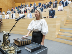 Julieta Rinaldi asumió como nueva vicepresidenta de la Unicameral