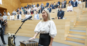 Julieta Rinaldi asumió como nueva vicepresidenta de la Unicameral