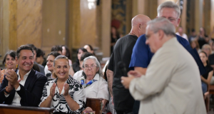 Prunotto participó en la inauguración de la nueva iluminación y del sistema de sonido de la Catedral de Córdoba