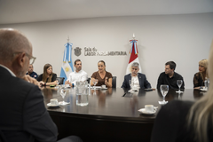 Prunotto encabezó una mesa de trabajo sobre seguridad y convivencia en el centro de Córdoba