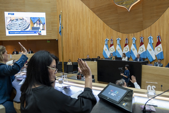 La Legislatura solicitó la renuncia del titular del Pami Córdoba