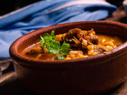 Córdoba celebra el 25 de Mayo con locro, tradición y grandes fiestas populares en toda la provincia