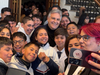 Deán Funes: Llaryora anunció la construcción de viviendas y entregó notebooks a escuelas de la zona