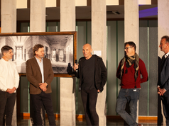 Legislatura: inauguraron una muestra fotográfica realizada en el Hospital Doctor Emilio Vidal Abal